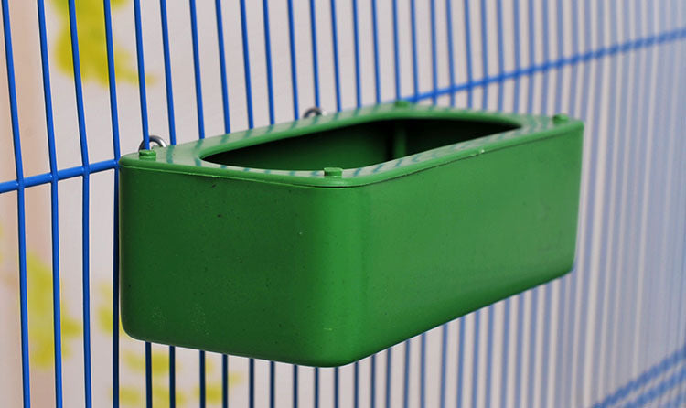 Comedero colgante para pájaros a prueba de salpicaduras.